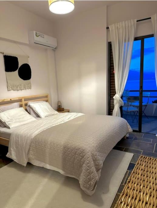 Seaterra Boutique Suite Каламос Екстер'єр фото
